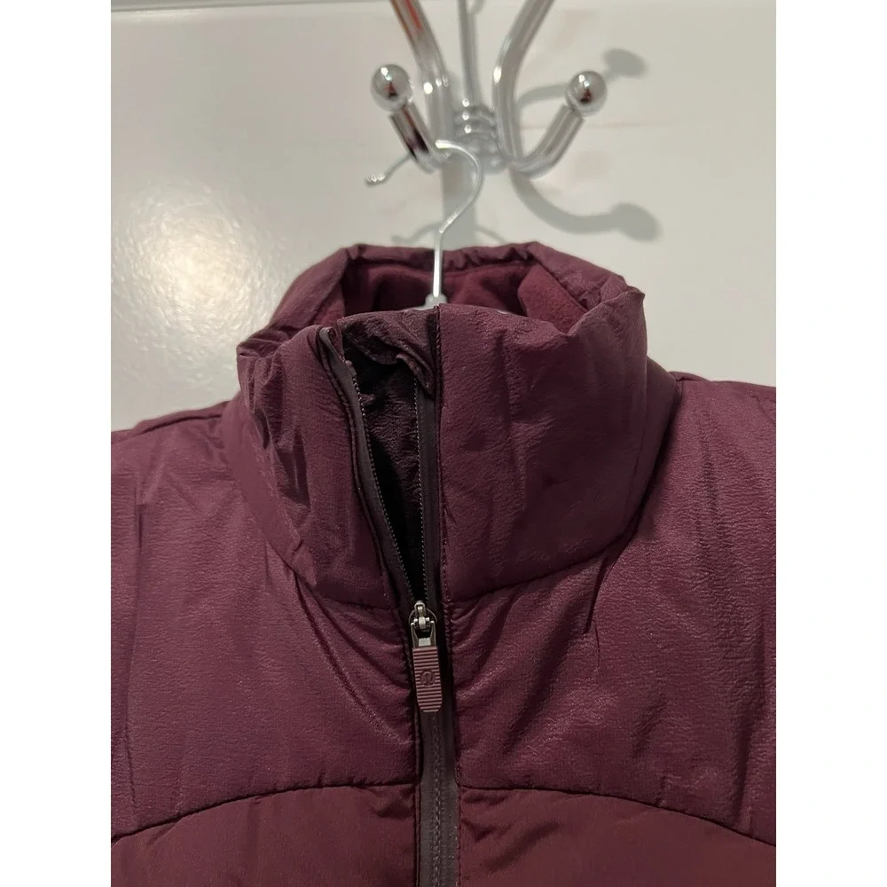 Lululemon Vest Womens Maroon Down For It All Puffer Primaloft Goose Down‎ Size 2